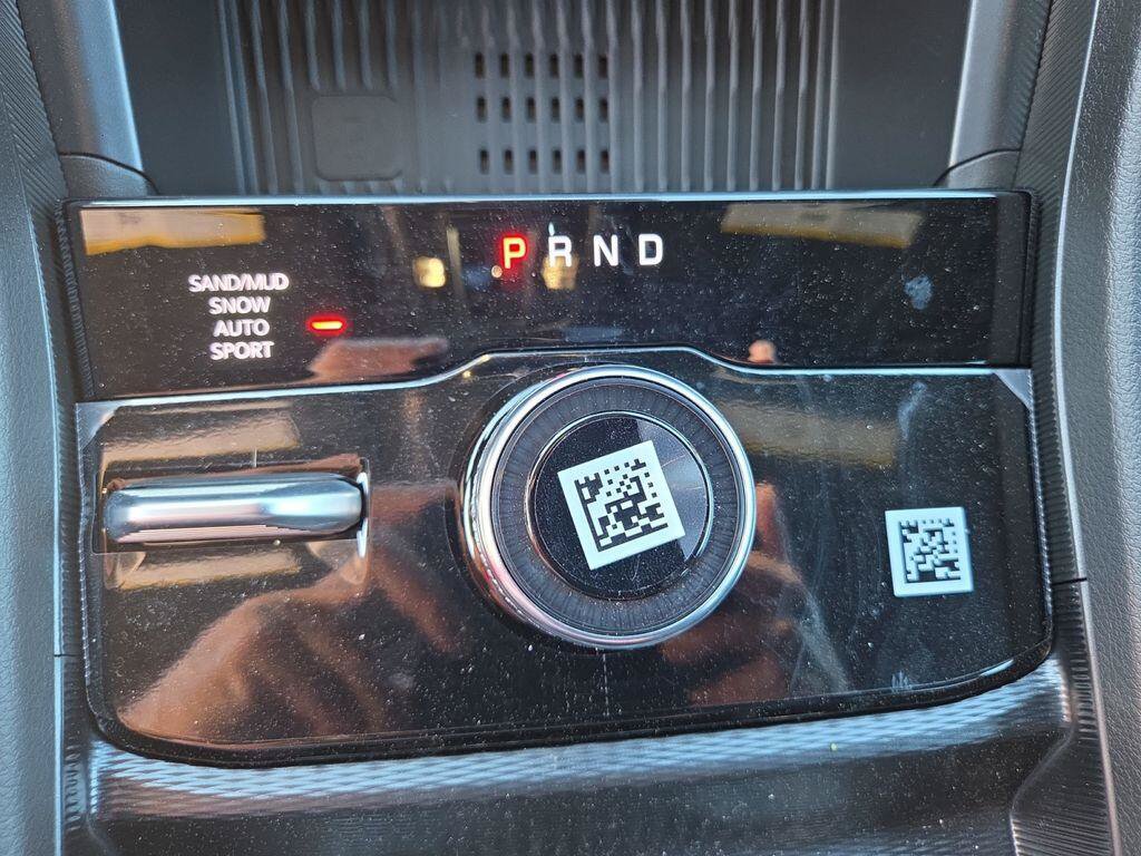 New 2026 Jeep Grand Cherokee Altitude AWD/4WD image 17