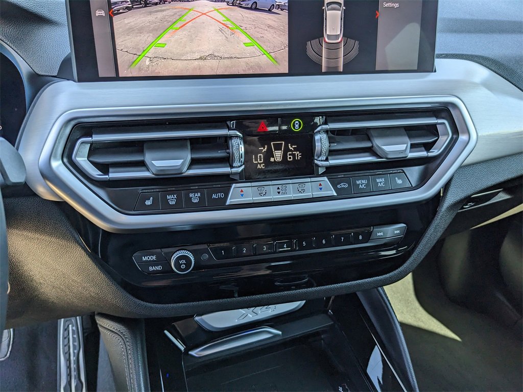 Used 2025 BMW X4 xDrive30i image 27