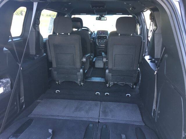 Used 2020 Dodge Grand Caravan SE FWD image 27