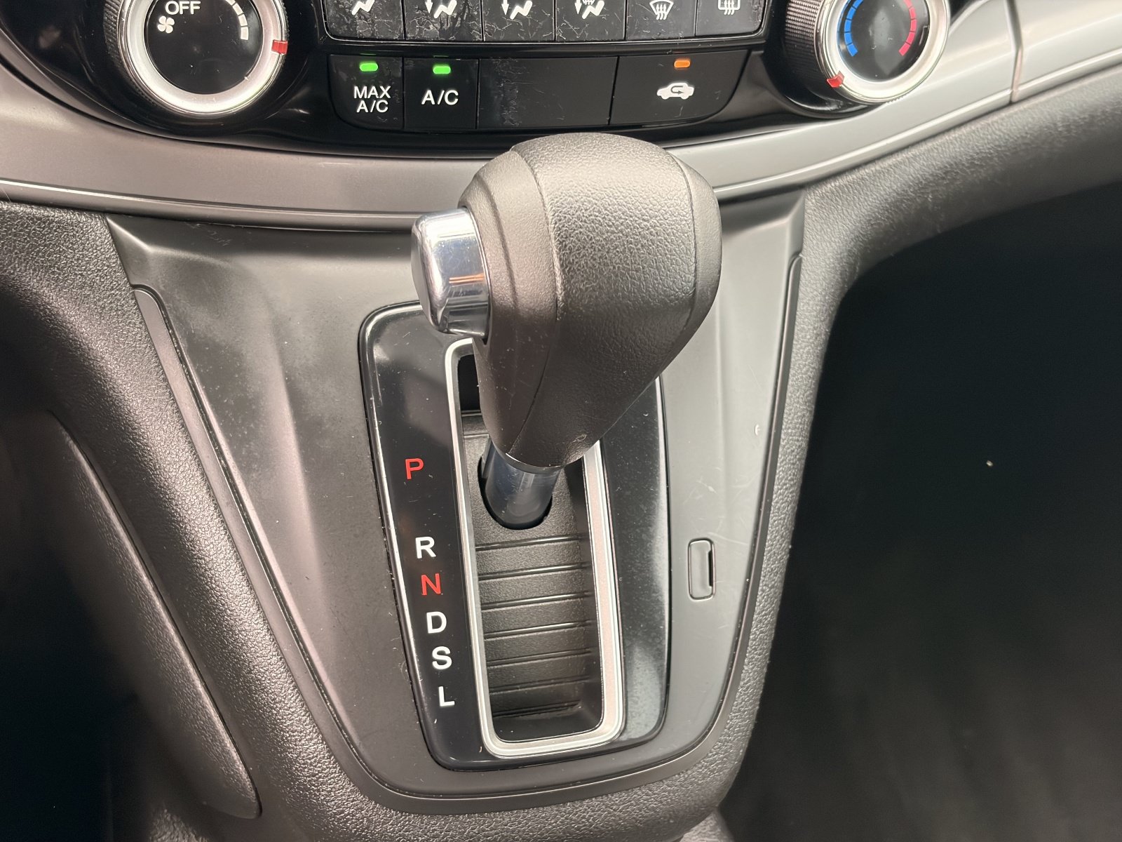 Used 2015 Honda CR-V LX image 25