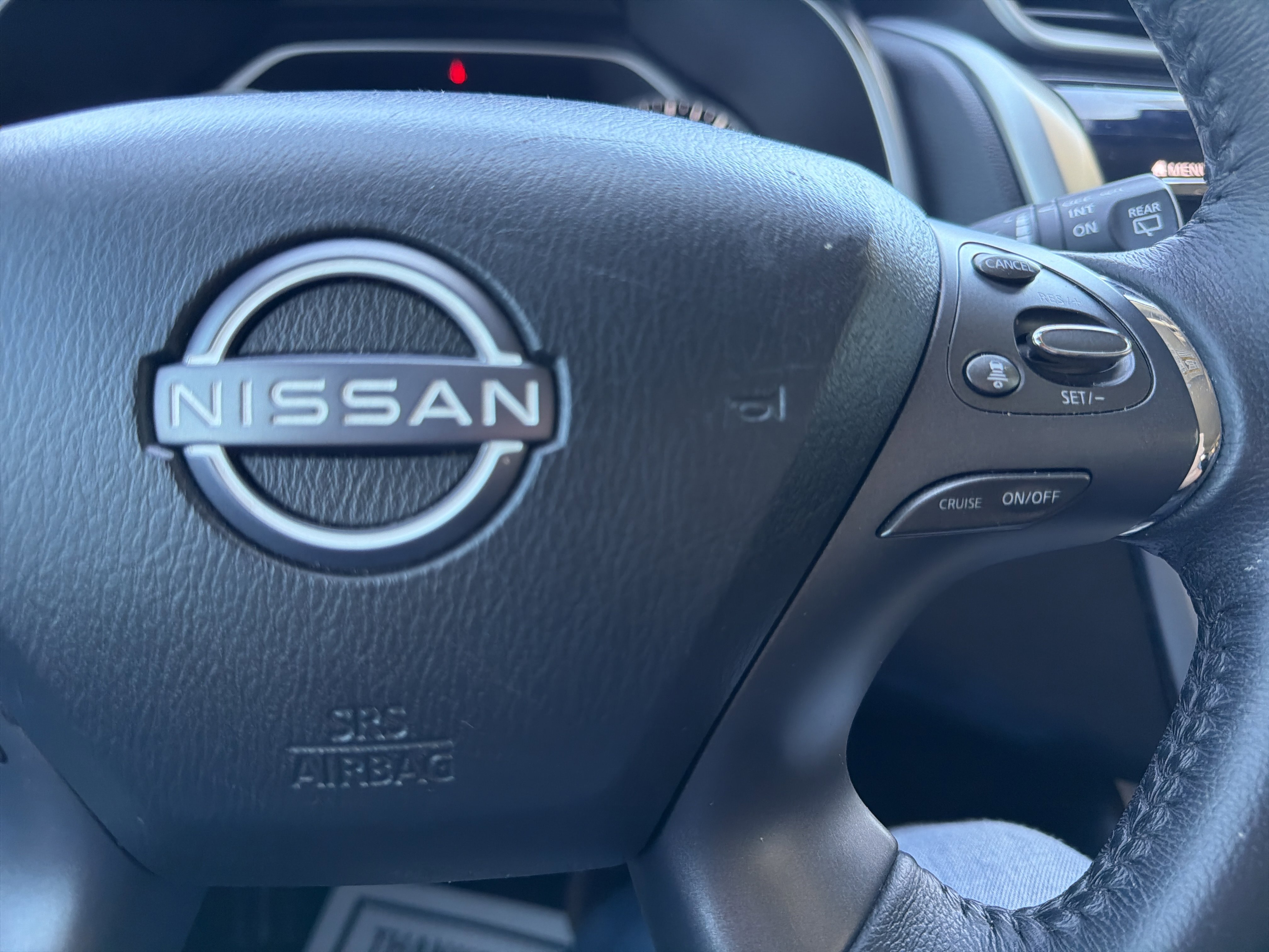 Used 2023 Nissan Murano SV image 15