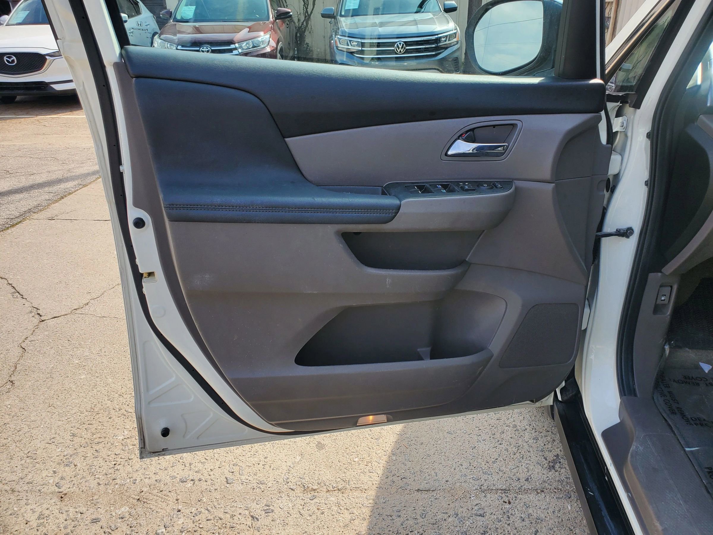 Used 2015 Honda Odyssey EX-L image 16
