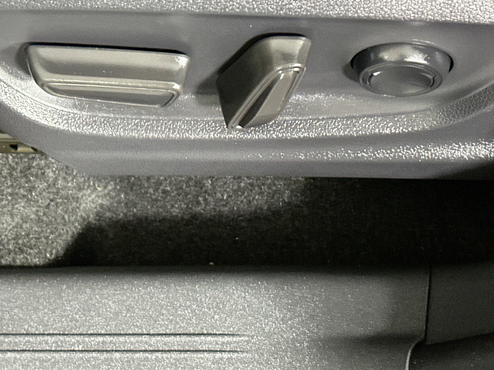 Used 2024 Toyota bZ4X XLE image 13