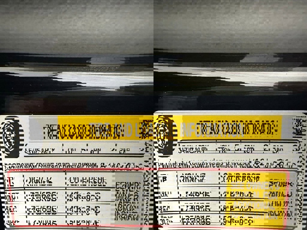 Used 2022 GMC Sierra 2500 AT4 image 12