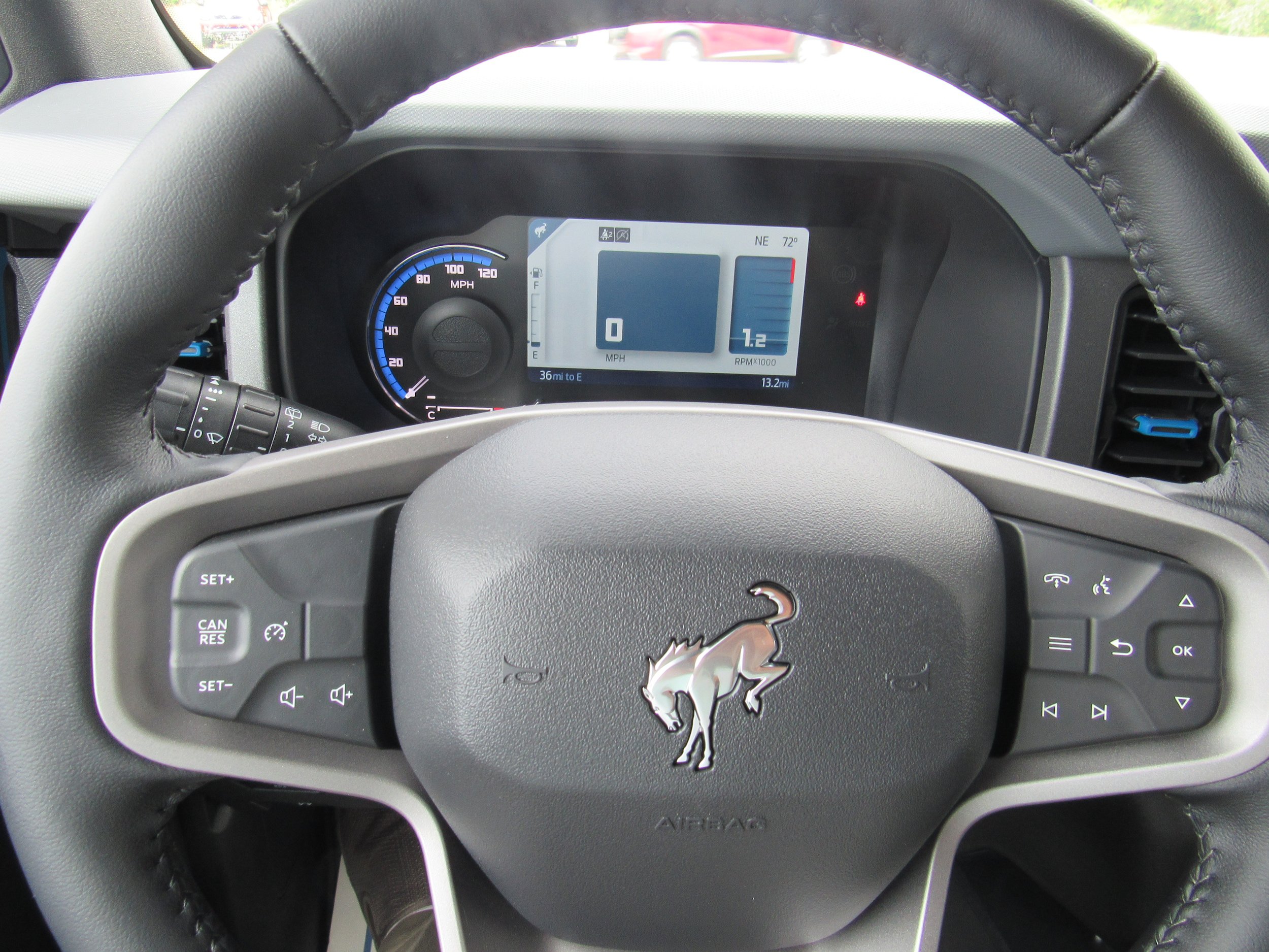 Used 2024 Ford Bronco Black Diamond w/ Sasquatch Package AWD/4WD image 19