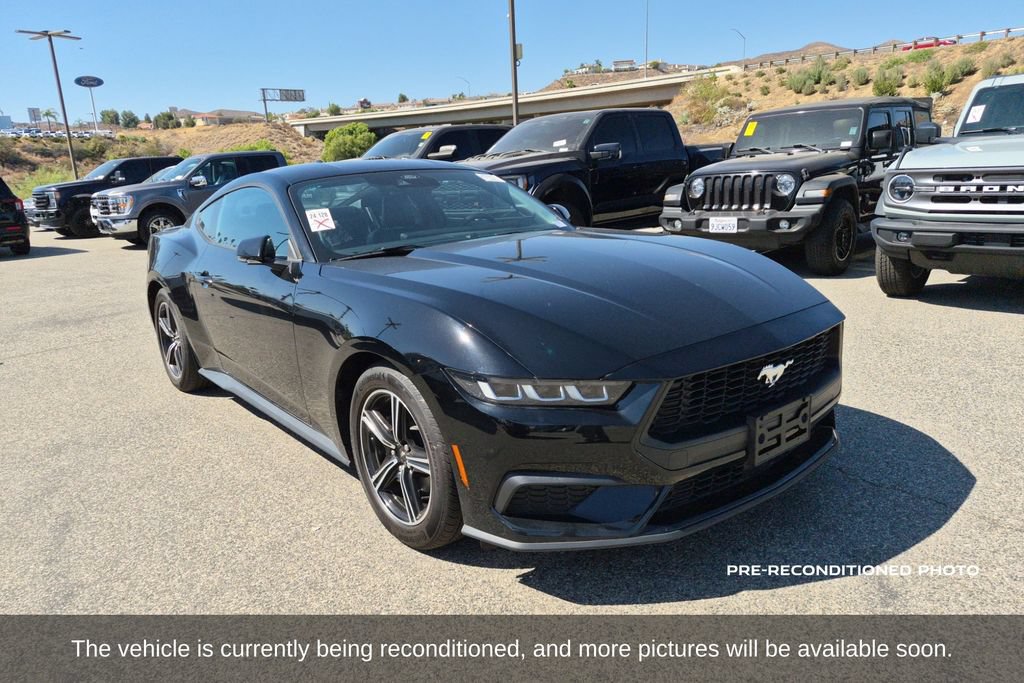 Used 2024 Ford Mustang Premium RWD image 3