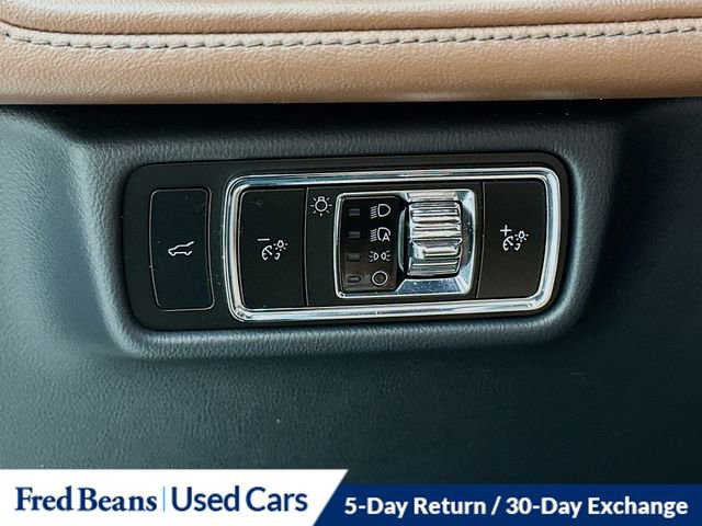 Certified 2025 Lincoln Aviator Reserve w/ Illumination Package AWD/4WD image 12