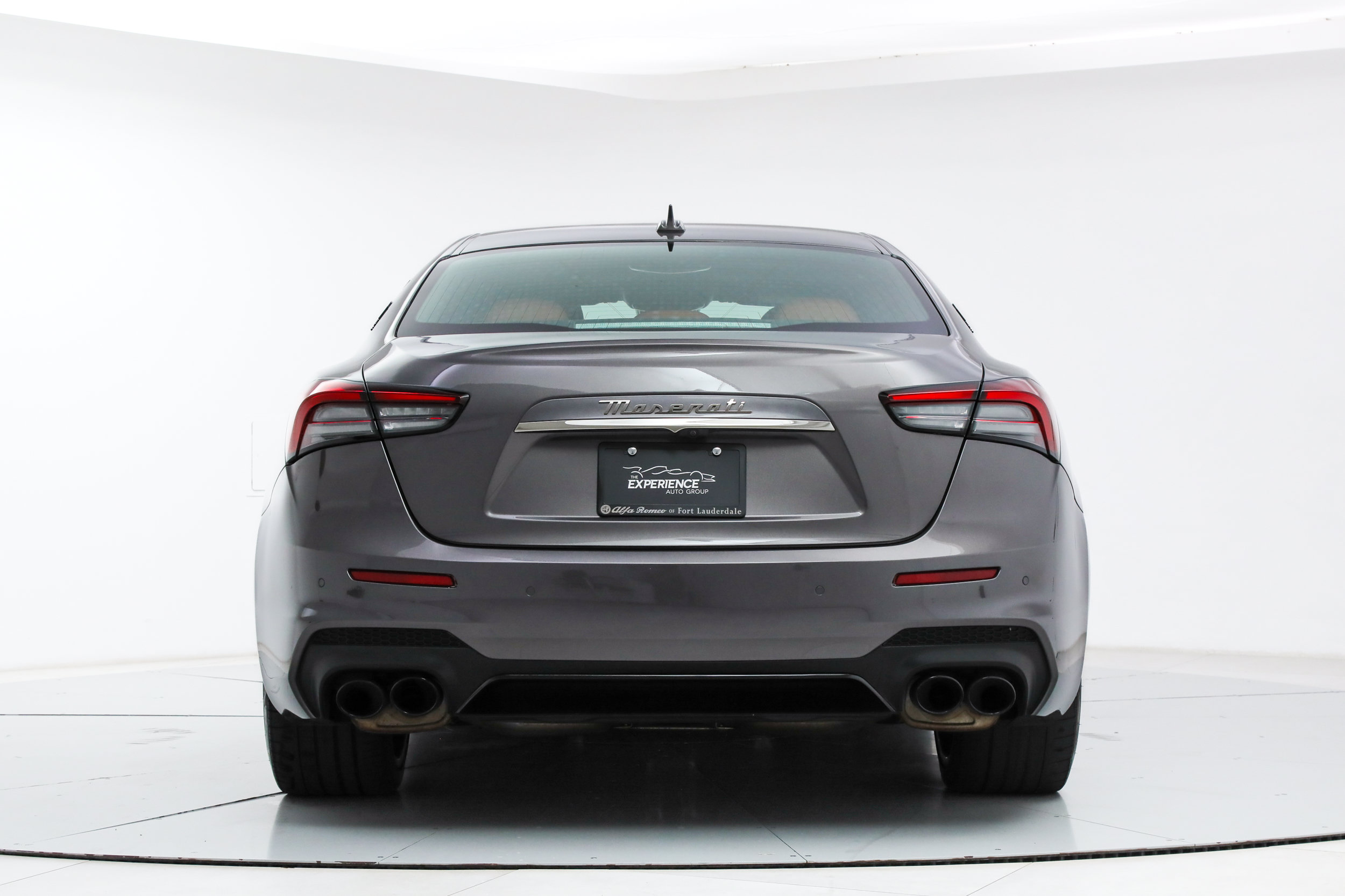 Certified 2023 Maserati Ghibli Modena RWD image 4