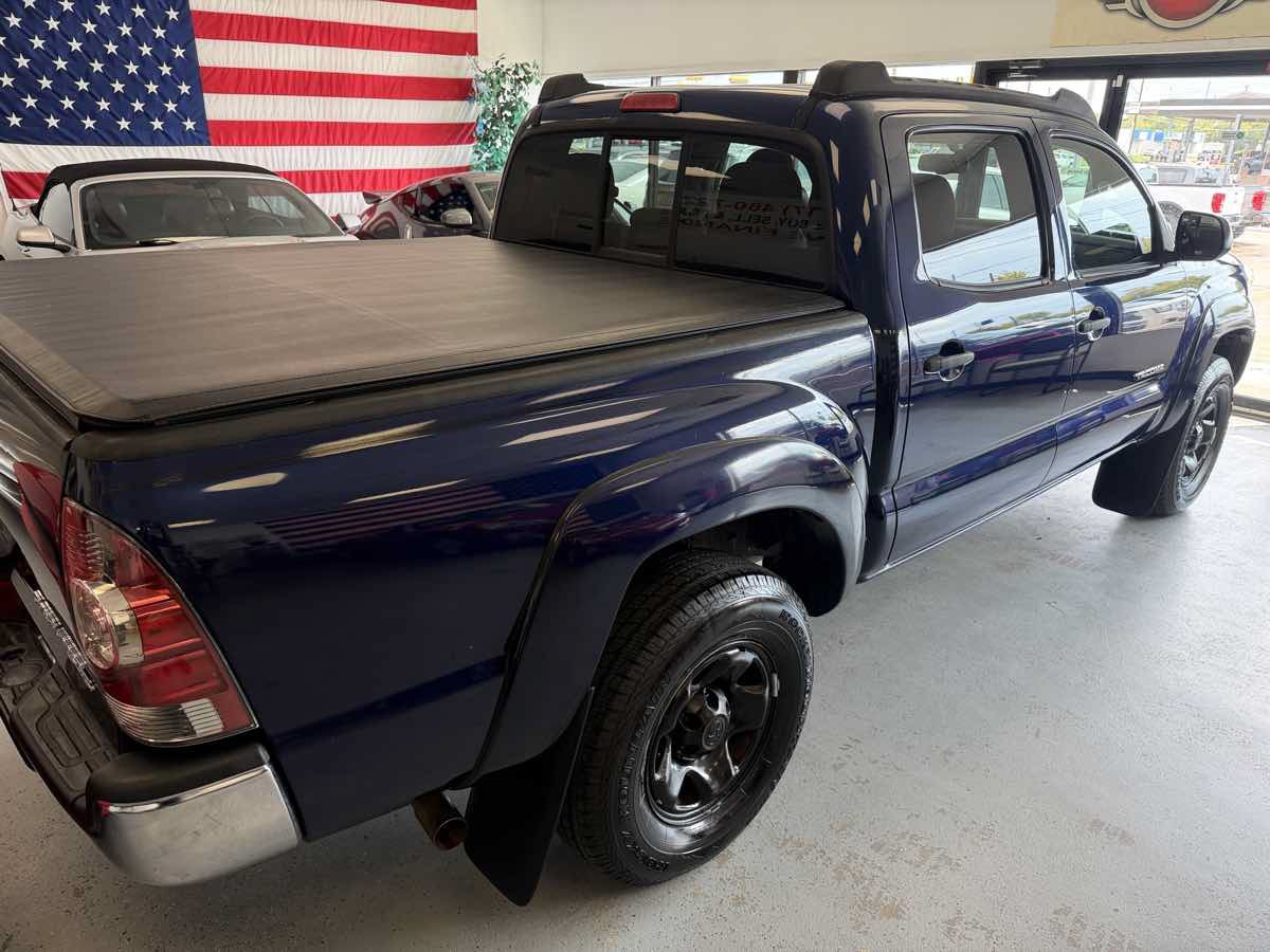 Used 2013 Toyota Tacoma PreRunner w/ SR5 Pkg RWD image 3