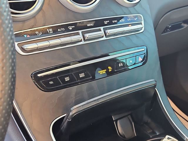 Used 2022 Mercedes-Benz GLC 300 4MATIC Coupe image 23