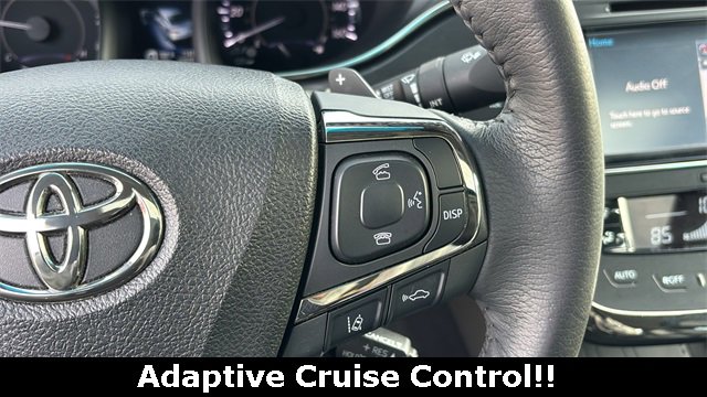 Used 2017 Toyota Avalon XLE Premium image 5