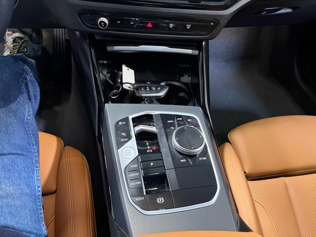 Used 2024 BMW 230i Coupe w/ Convenience Package image 21