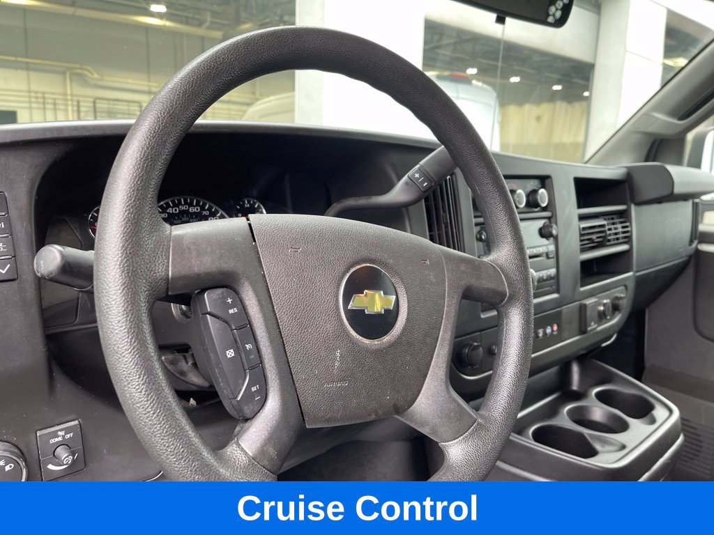 Used 2018 Chevrolet Express 2500 RWD image 14