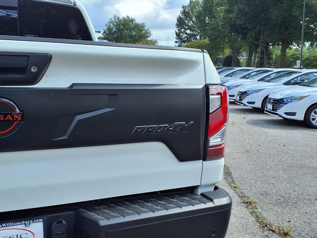 Used 2024 Nissan Titan PRO-4X w/ Pro-4x Utility Package image 8