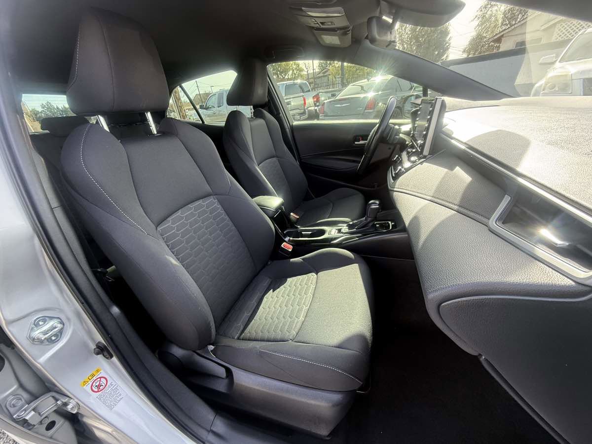 Used 2020 Toyota Corolla SE w/ Carpet Mat Package image 33