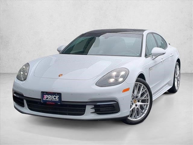 Used 2018 Porsche Panamera 4 image 1