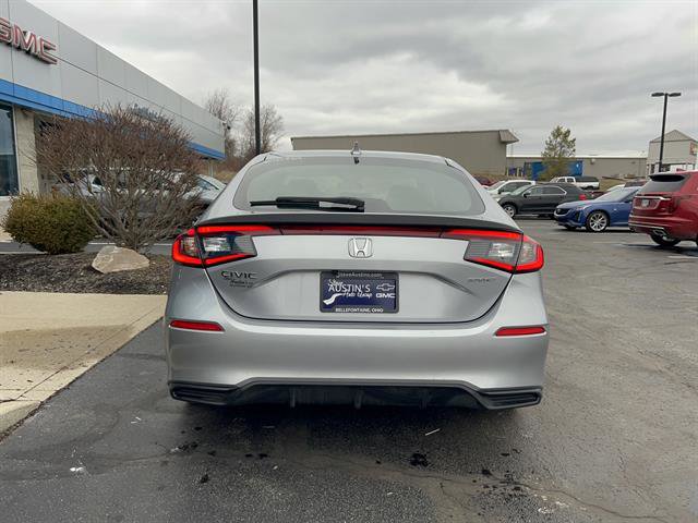 Used 2025 Honda Civic Sport image 6