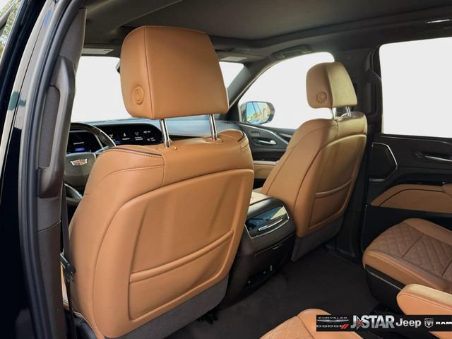 Used 2024 Cadillac Escalade Sport w/ Touring Package AWD/4WD image 14