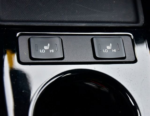 Used 2020 Toyota Prius Prime LE image 22