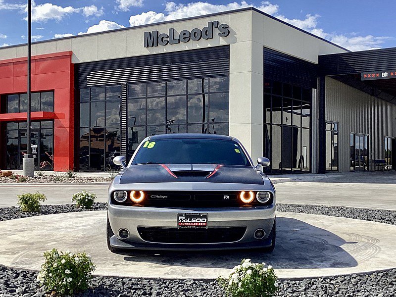 Used 2018 Dodge Challenger T/A image 2