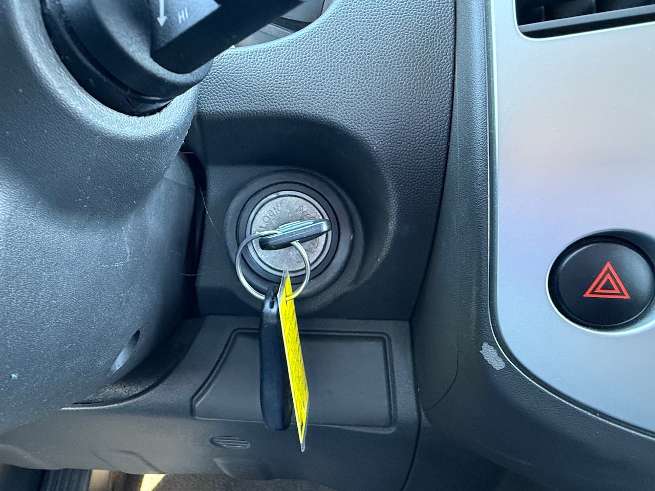 Used 2015 Nissan Frontier PRO-4X image 29