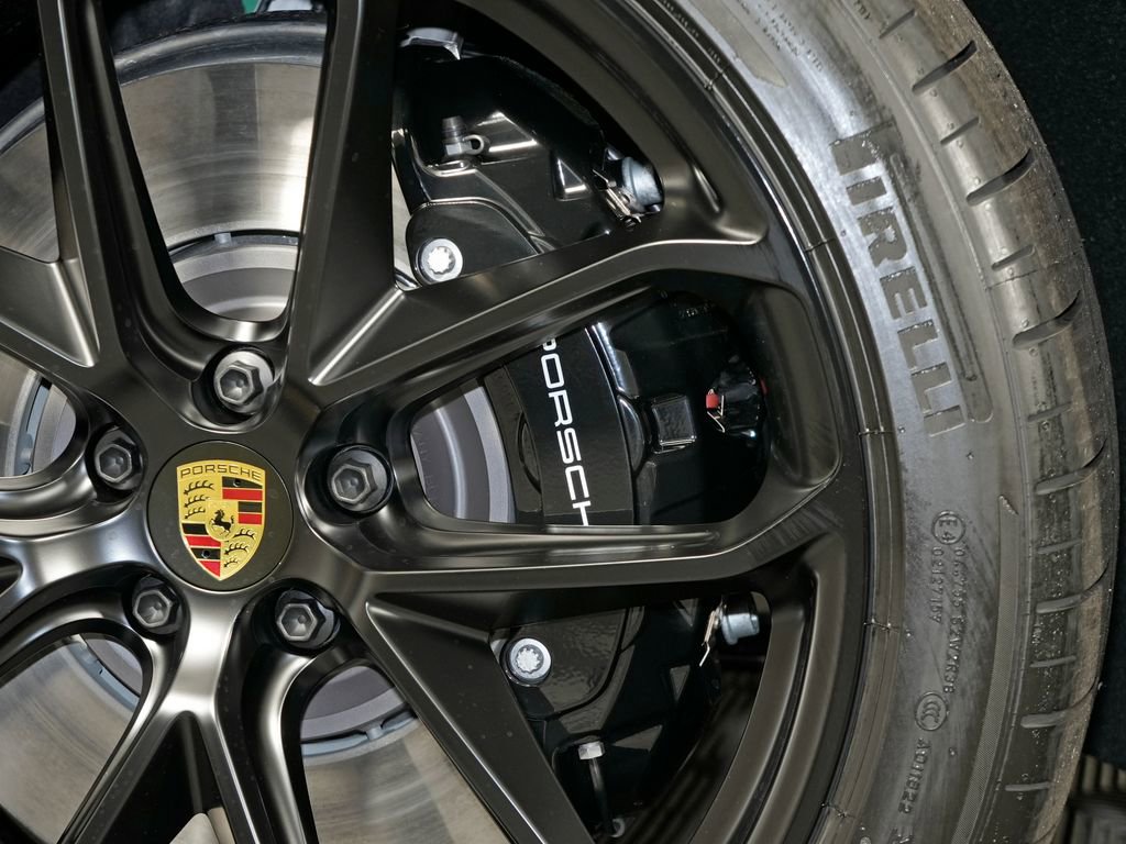 New 2026 Porsche Macan GTS AWD/4WD image 16