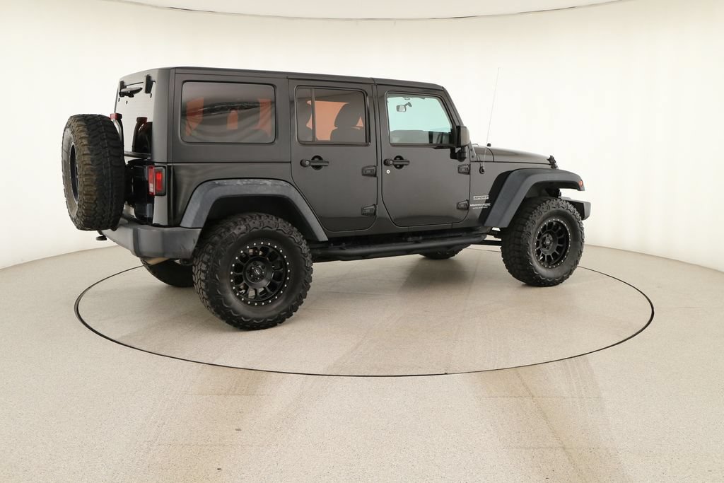 Used 2018 Jeep Wrangler Unlimited Sport w/ Connectivity Group AWD/4WD image 7