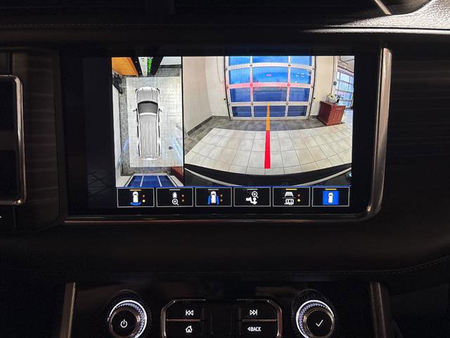 Used 2023 GMC Yukon Denali w/ Max Trailering Package AWD/4WD image 11