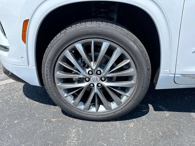 New 2026 Buick Enclave Avenir w/ Super Cruise Package AWD/4WD image 10