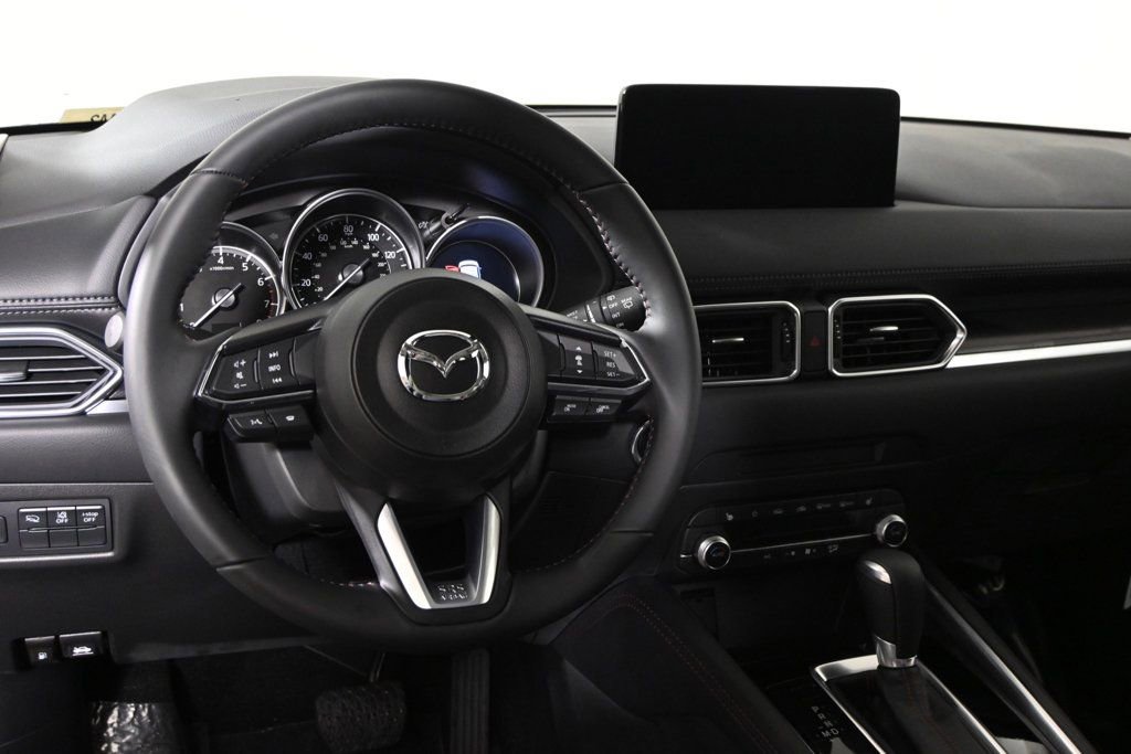 New 2025 MAZDA CX-5 Carbon Edition image 12