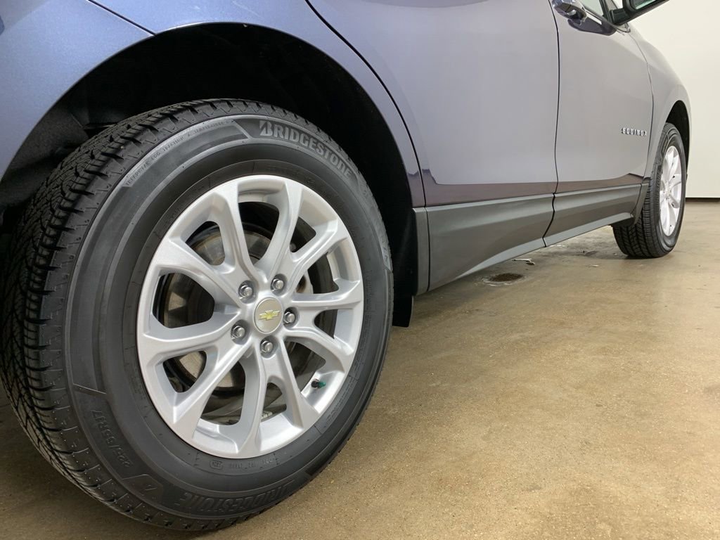 Used 2019 Chevrolet Equinox LS AWD/4WD image 9