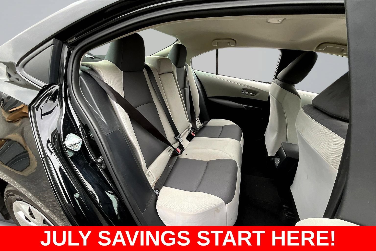 Used 2026 Toyota Corolla LE FWD image 29