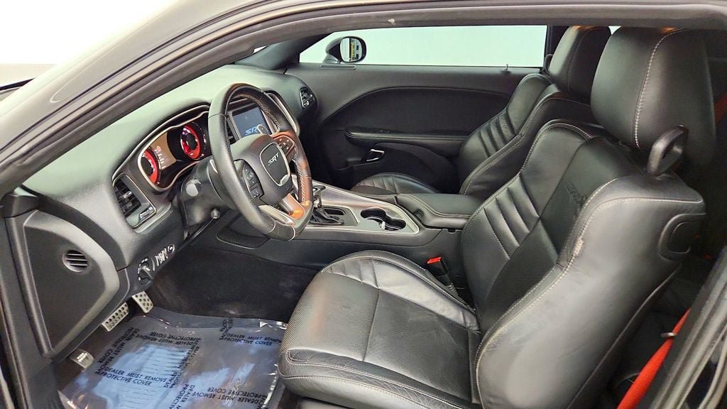 Used 2017 Dodge Challenger SRT Hellcat RWD image 13