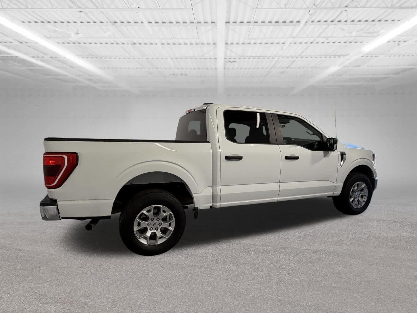 Used 2023 Ford F150 XLT AWD/4WD image 5