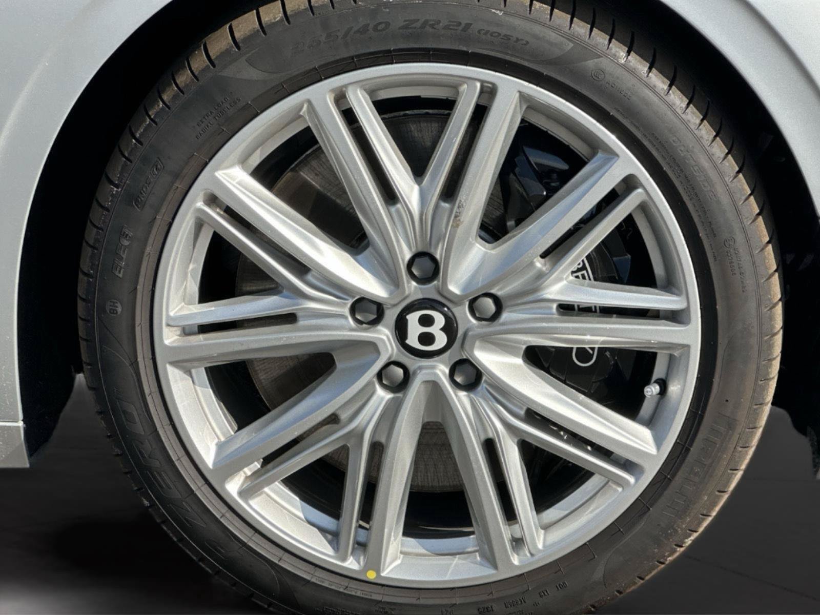 New 2026 Bentley Flying Spur V8 AWD/4WD image 78