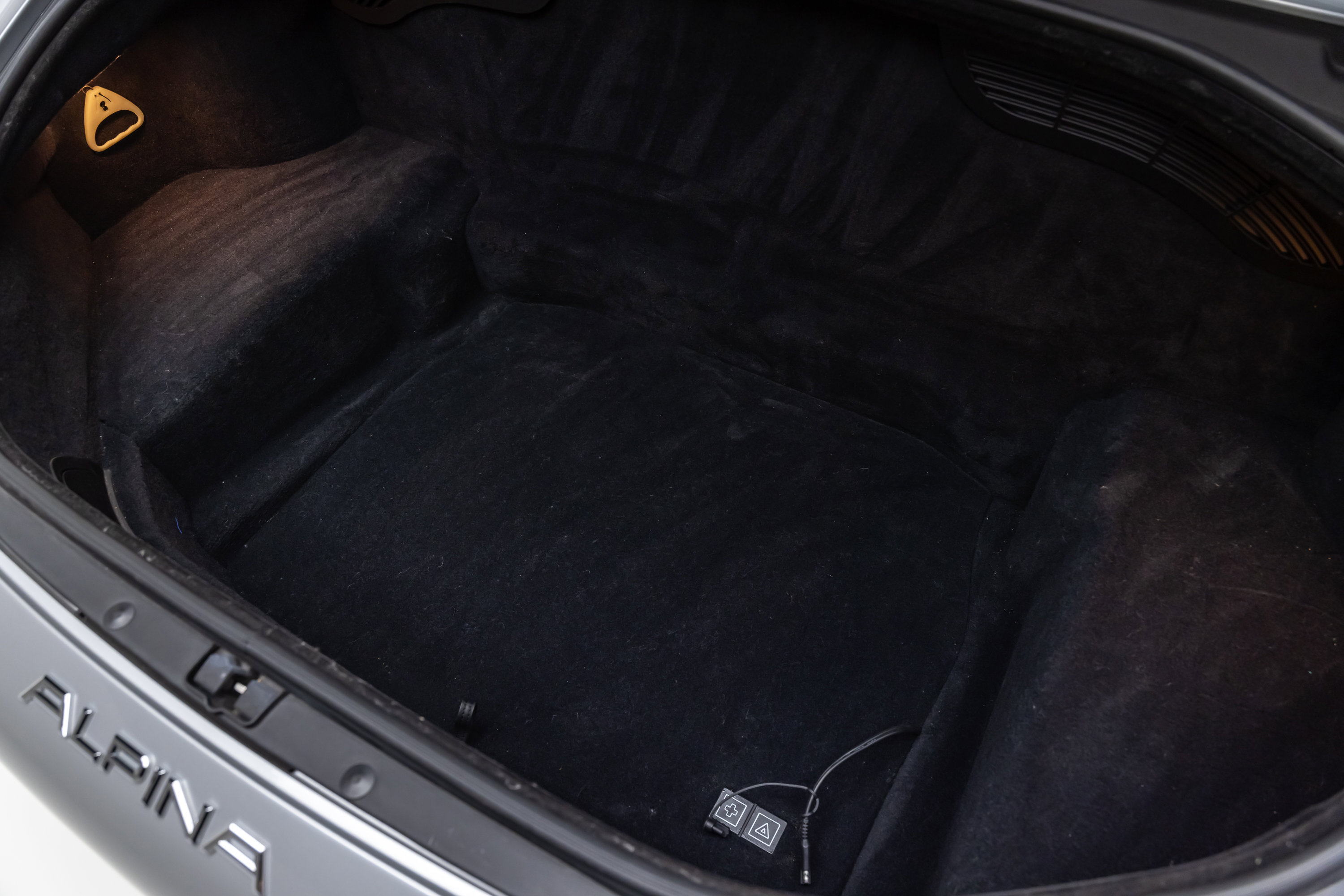 Used 2003 BMW Z8 image 45