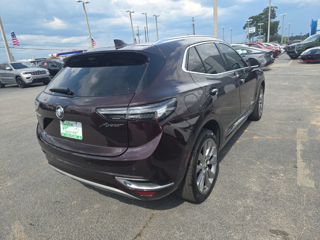 Used 2022 Buick Envision Avenir w/ Technology Package II AWD/4WD image 5