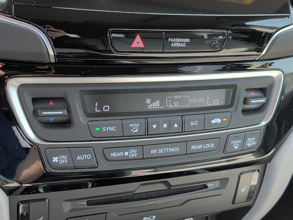 Used 2019 Honda Pilot Touring image 23