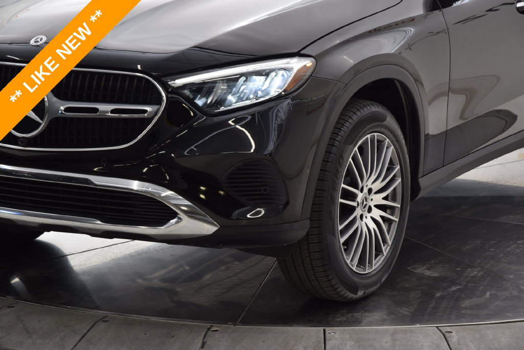 Used 2024 Mercedes-Benz GLC 300 4MATIC image 11
