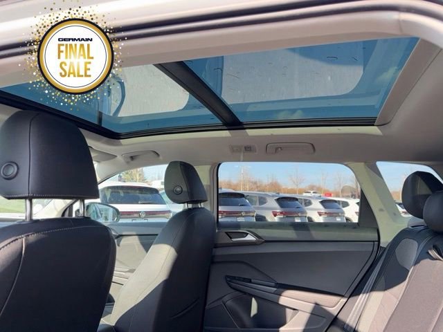 New 2026 Volkswagen Taos SE image 15