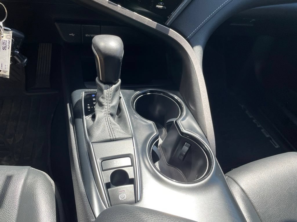 Used 2020 Toyota Camry SE AWD/4WD image 21