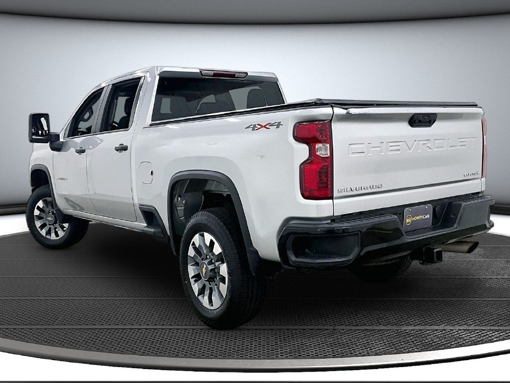 Used 2023 Chevrolet Silverado 2500 Custom w/ Custom Value Package AWD/4WD image 4