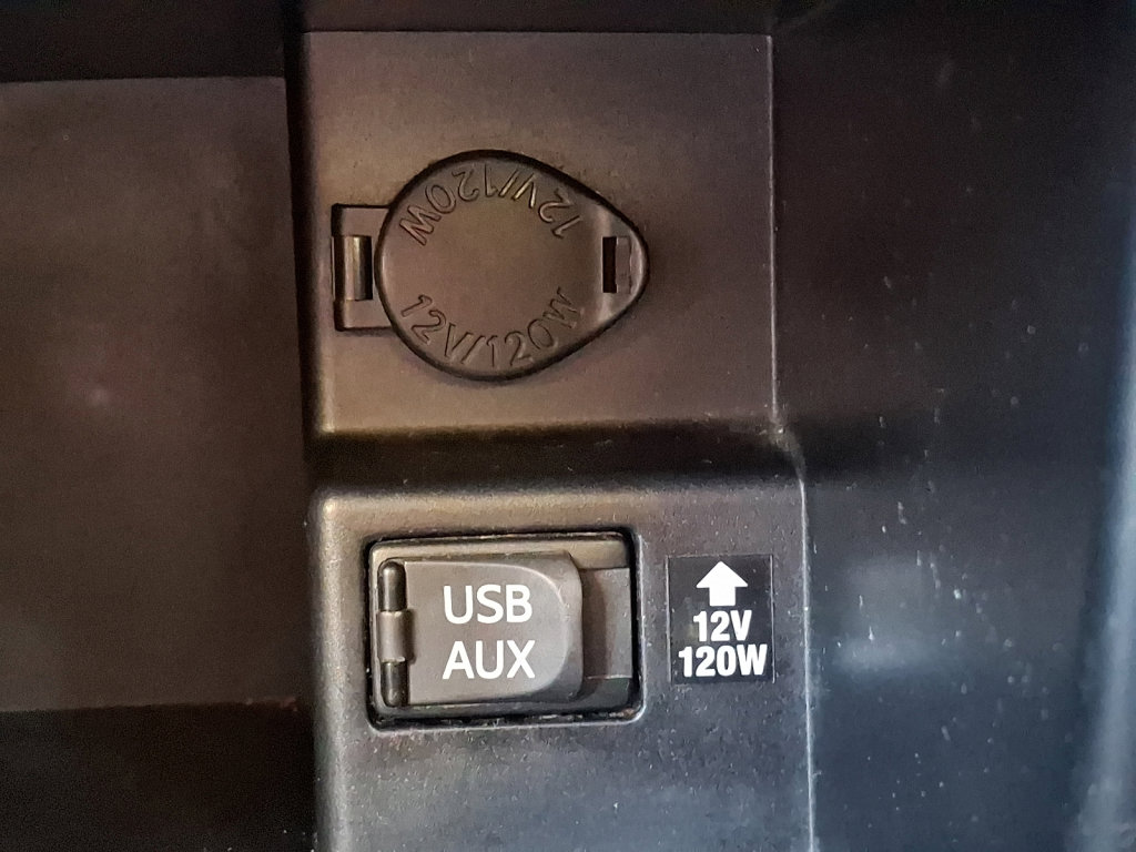 Used 2013 Toyota Camry XLE w/ Preferred Accessory Pkg FWD image 26