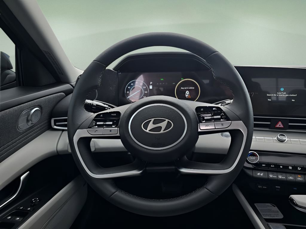 New 2026 Hyundai Elantra Limited FWD image 28