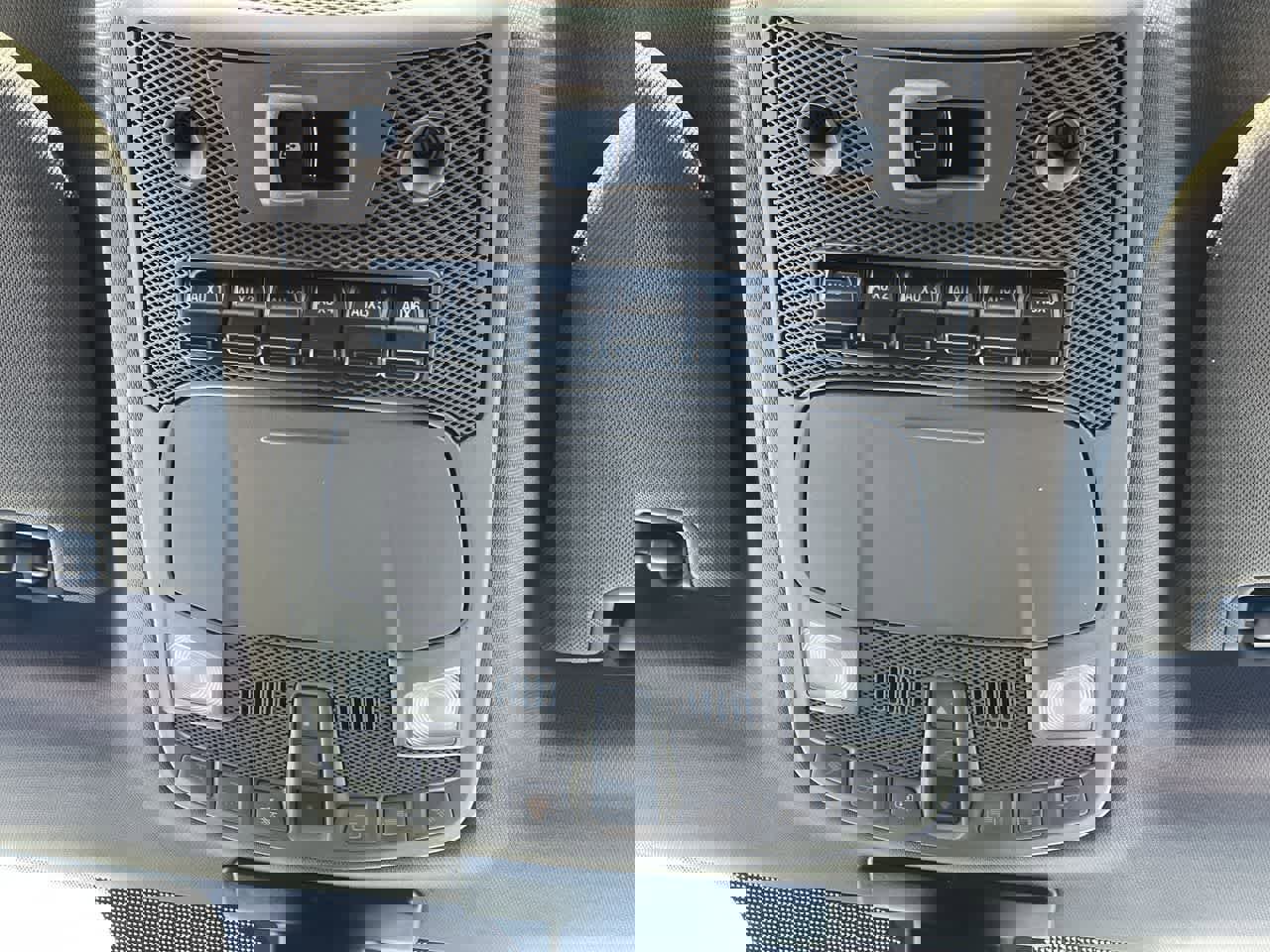 Used 2018 Ford F350 Lariat w/ Lariat Ultimate Package image 34