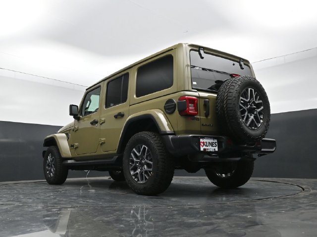 New 2026 Jeep Wrangler Unlimited Sahara AWD/4WD image 60