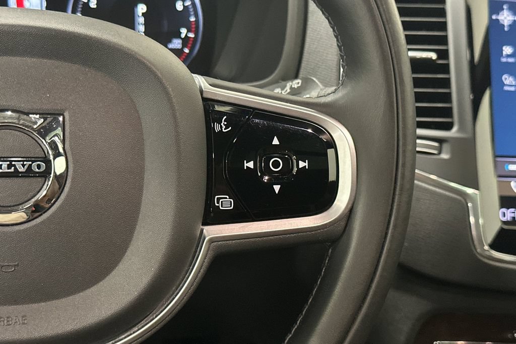 Used 2019 Volvo XC90 T6 Momentum w/ Protection Package Premier AWD/4WD image 30