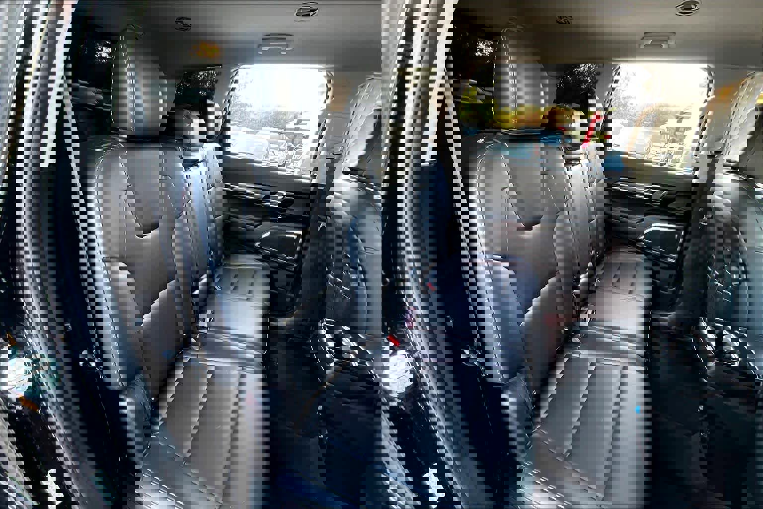 Used 2022 Kia Telluride LX image 18