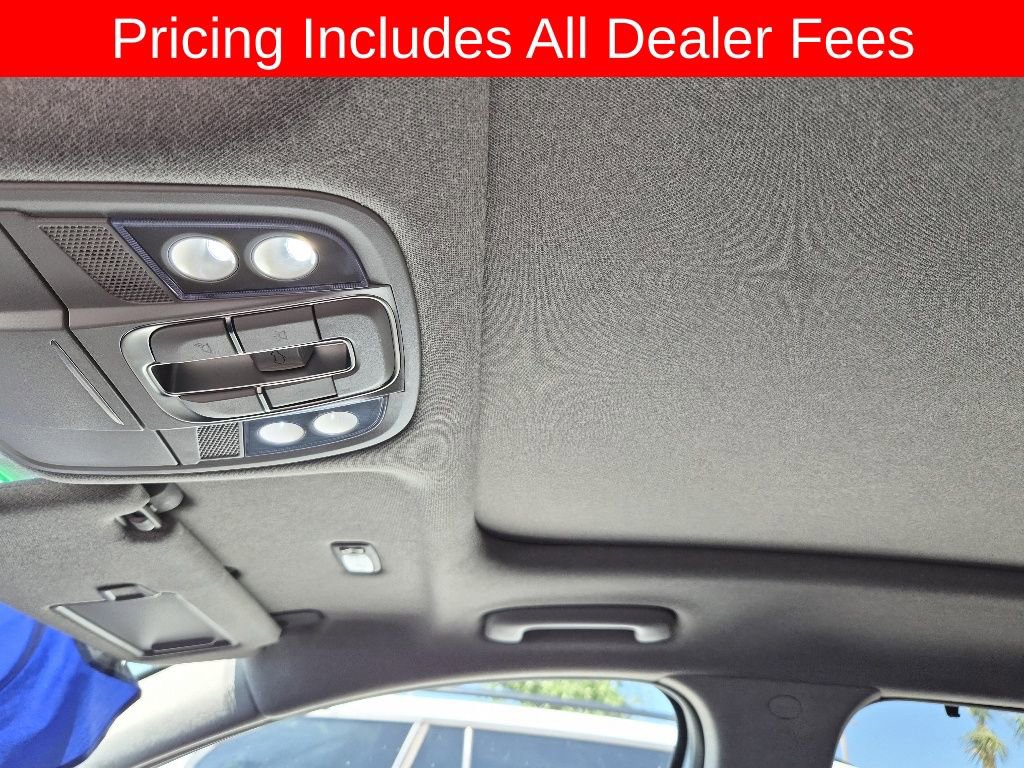 Used 2020 Hyundai Santa Fe Limited w/ Cargo Package FWD image 13