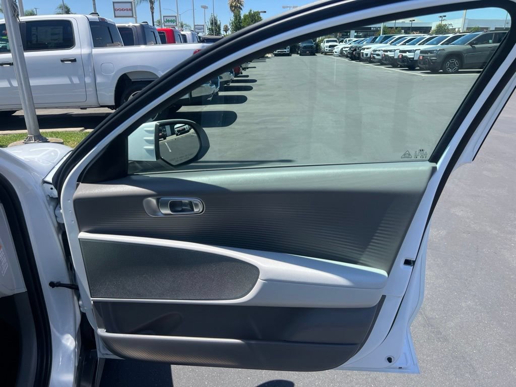 Used 2024 Hyundai Ioniq 6 SEL RWD image 45